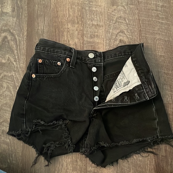Levi Black Button Fly Shorts - Picture 3 of 3